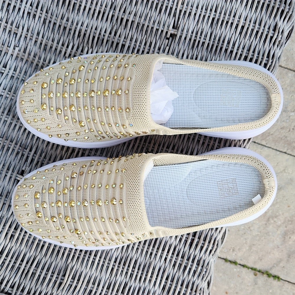 NIB! Diamond/ gold pearl mules - Picture 10 of 10